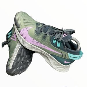 Nike Pegasus Trail 2 Sneakers New with tags